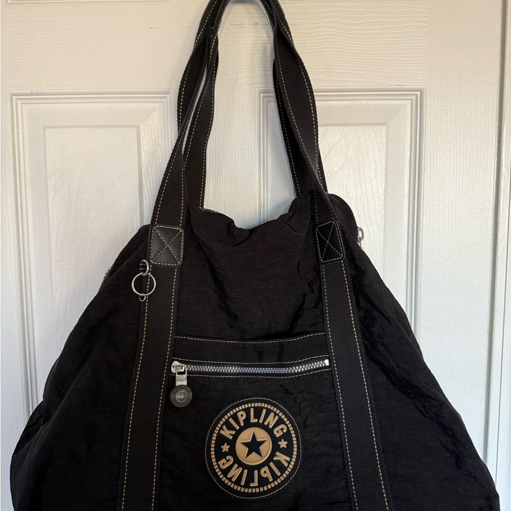 Vintage Kipling nylon carryon, overnight, expandable pre owned